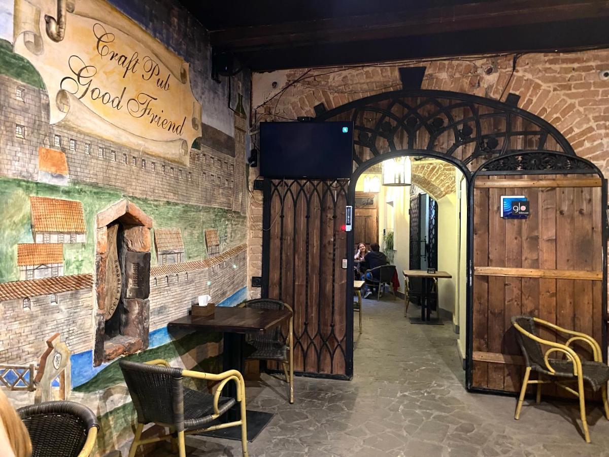 Квартира В Центрі На Вулиці Лесі Українки 19 Lviv Exterior foto