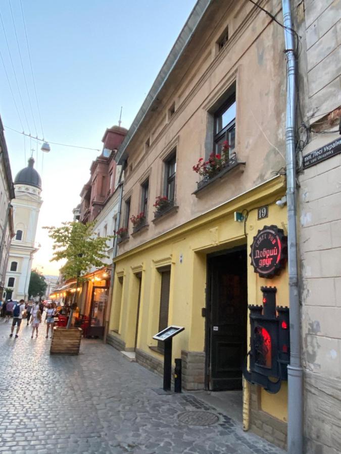 Квартира В Центрі На Вулиці Лесі Українки 19 Lviv Exterior foto